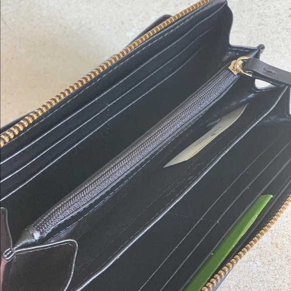 🔥FINAL SALE🔥Kate Spade Wallet - Picture 6 of 7